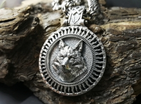 Медальон Волк- (Велес) в солнце  - Серебро (3.5 см)