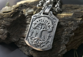 Медальон Волк со Звездой Руси - Серебро (4 см)