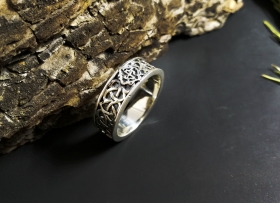 Славянское кольцо Валькирия - узор 2 - Серебро (0.8 см.)