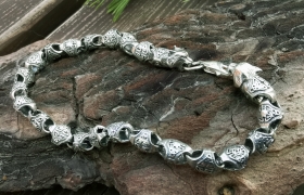 Звериный браслет - Рысь из серебра (d 6 мм)