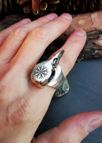 Перстень Ворон со шлемом Ужаса - Эгисхьяльм - серебро