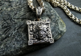 Медальон Велес - Медведь - Серебро (1.7 см)  