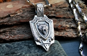 Медальон Медведь на щите с обрамлением - Серебро (3.7 см) 