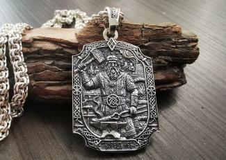 Купить славянский Сварог из серебра . Значение оберега, цена, фото.